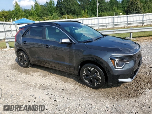 2023 Kia Niro Wind with VIN KNDCR3L14P5054987, listed as a Copart auction lot 70868564 with 19,978 mi miles and Clean Title. Bid and sale history available at DreamBid. Image 4.