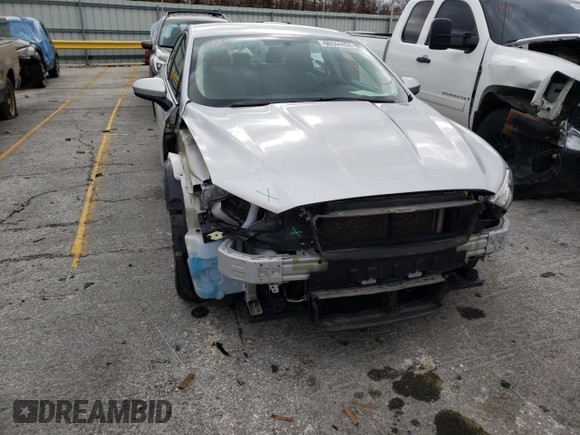 2017 Ford Fusion S with VIN 3FA6P0G77HR273995, listed as a Copart auction lot 82822813 with 113,568 mi miles and Non Repairable. Bid and sale history available at DreamBid. Image 9.