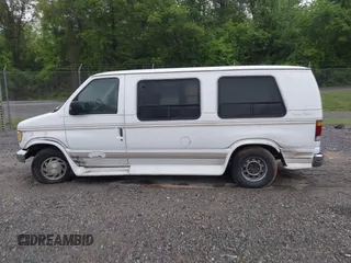 1994 Ford Econoline Cargo z VIN 1FDEE14N3RHA79838, wystawiony jako IAAI lot #42207281 z przebiegiem Nie podano mil oraz . Historia ofert i sprzedaży dostępna na DreamBid. Obrazek 13.