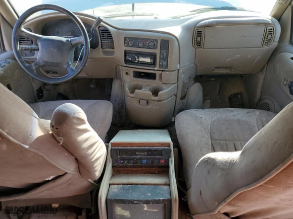 2000 Chevrolet Astro Cargo Van w/YF7 with VIN 1GBDM19W8YB142121, listed as a Copart auction lot 75484534 with 199,930 mi miles and Salvage Title. Bid and sale history available at carsss.com. Image 8.