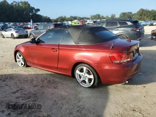 2013 BMW 1 Series 128i z VIN WBAUL7C5XDVU09587, wystawiony jako Copart lot #76291204 z przebiegiem 95 739 mil mil oraz Szkoda całkowita • Salvage title. Historia ofert i sprzedaży dostępna na DreamBid. Obrazek 2.