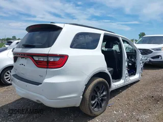 2024 Dodge Durango R/T Plus with VIN 1C4SDJCT7RC143659, listed as a IAAI auction lot 39734199 with Not provided miles and . Bid and sale history available at DreamBid. Image 4.