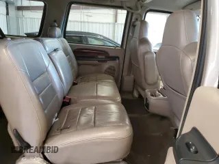 2005 Ford Excursion Limited with VIN 1FMNU43S55EC42397, listed as a Copart auction lot 57301215 with 182,860 mi miles and Non repairable. Bid and sale history available at DreamBid. Image 11.