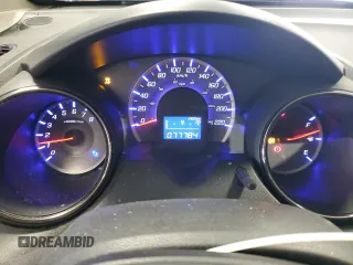 2013 Honda Fit Sport z VIN LUCGE8H7XD3009062, wystawiony jako Copart lot #43407135 z przebiegiem 77 784 mil mil oraz Czysty tytuł • Clean title. Historia ofert i sprzedaży dostępna na DreamBid. Obrazek 9.