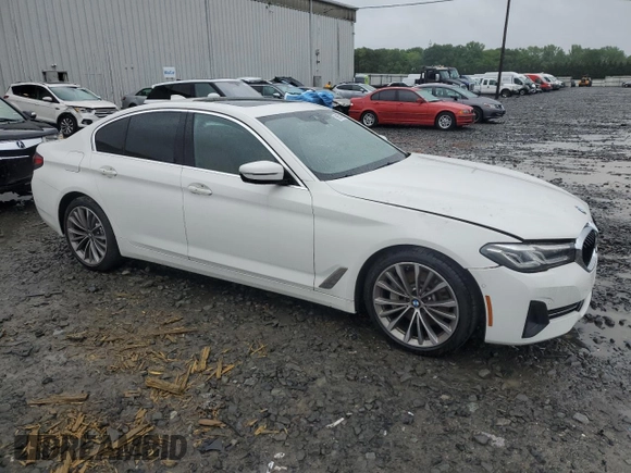 2021 BMW 5 Series 530i xDrive z VIN WBA13BJ03MCG98761, wystawiony jako Copart lot #56557135 z przebiegiem Nie podano mil oraz Szkoda całkowita • Salvage title. Historia ofert i sprzedaży dostępna na DreamBid. Obrazek 4.