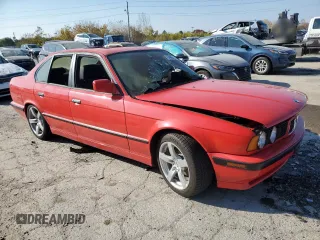 1991 BMW M5 z VIN WBSHD9318MBK06265, wystawiony jako Copart lot #78496814 z przebiegiem Nie podano mil oraz Tytuł czysty. Historia ofert i sprzedaży dostępna na DreamBid. Obrazek 4.