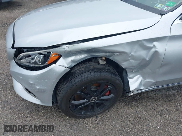 2018 Mercedes-Benz C 300 с VIN WDDWF4KBXJR318385, выставлен на аукционе IAAI как лот 42342160 с пробегом 46 800 миль миль и . История ставок и продаж доступна на DreamBid. Изображение 6.
