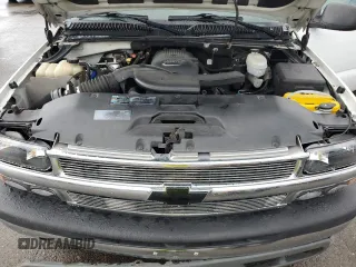 2003 Chevrolet Tahoe LS z VIN 1GNEC13T03J203176, wystawiony jako Copart lot #49501875 z przebiegiem 186 529 mil mil oraz Szkoda całkowita • Salvage title. Historia ofert i sprzedaży dostępna na DreamBid. Obrazek 12.