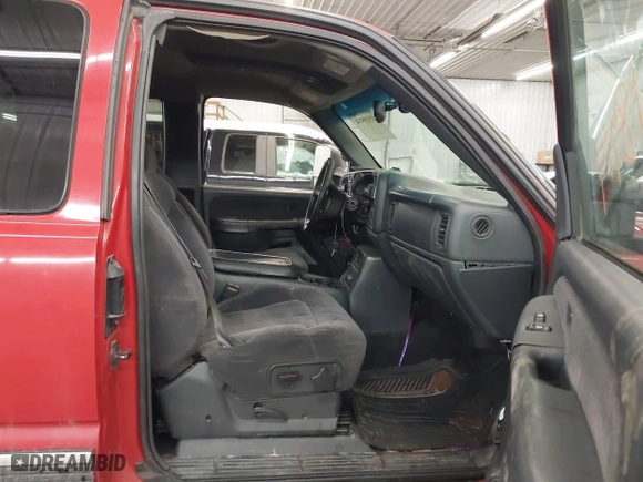2002 Chevrolet Silverado 1500 LT with VIN 2GCEK19T221128475, listed as a IAAI auction lot 41518914 with 312,202 mi miles. Bid and sale history available at carsss.com. Image 5.