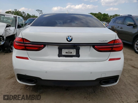 2019 BMW 7 Series 740i with VIN WBA7E2C57KB217178, listed as a Copart auction lot 44289243 with 0 mi miles. Bid and sale history available at carsss.com. Image 6.