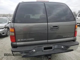 2001 Chevrolet Suburban LT with VIN 3GNGK26U31G141020, listed as a Copart auction lot 86370664 with 186,896 mi miles and Salvage Title. Bid and sale history available at carsss.com. Image 6.