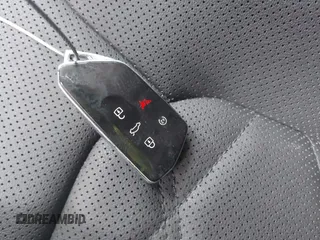 2024 Volkswagen Atlas SE z VIN 1V2JE2CA9RC238428, wystawiony jako IAAI lot #41340830 z przebiegiem 6 992 mil mil oraz . Historia ofert i sprzedaży dostępna na DreamBid. Obrazek 11.