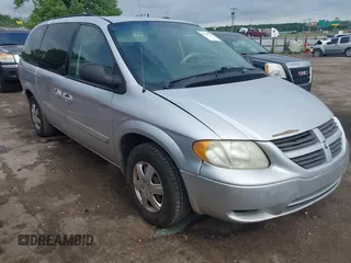 2005 Dodge Caravan SE with VIN 2D4GP24R35R388212, listed as a IAAI auction lot 42381412 with 267,342 mi miles and . Bid and sale history available at DreamBid. Image 1.