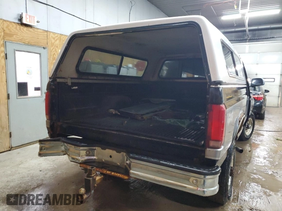 1997 Ford F-250 with VIN 1FTHF26G8VEB98855, listed as a Copart auction lot 53140545 with 193,820 mi miles and Clean Title. Bid and sale history available at DreamBid. Image 6.