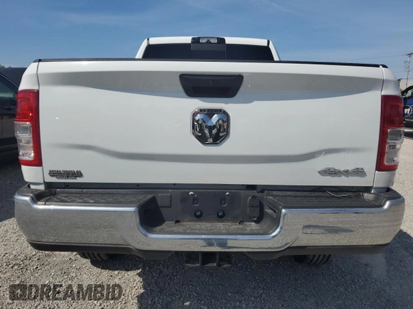 2024 Ram 2500 Tradesman with VIN 3C6UR5CL8RG287887, listed as a Copart auction lot 68363034 with 29 mi miles and Salvage Title. Bid and sale history available at carsss.com. Image 6.