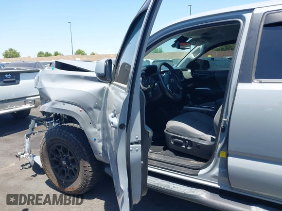 2020 Toyota Tacoma SR5 with VIN 3TMBZ5DN7LM025500, listed as a IAAI auction lot 42651731 with 54,879 mi miles and . Bid and sale history available at DreamBid. Image 5.