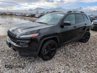 2016 Jeep Cherokee Altitude with VIN 1C4PJMAB8GW375516, listed as a Copart auction lot 88896475 with 73,044 mi miles and Salvage title. Bid and sale history available at DreamBid. Image 1.