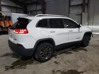 2019 Jeep Cherokee Latitude with VIN 1C4PJMCB5KD158331, listed as a Copart auction lot 86852044 with 86,495 mi miles and Salvage Title. Bid and sale history available at carsss.com. Image 3.