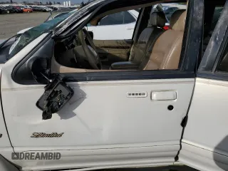 1999 Ford Explorer XLT z VIN 1FMZU35P1XZA10234, wystawiony jako Copart lot #45131435 z przebiegiem 180 247 mil mil oraz Szkoda całkowita • Salvage title. Historia ofert i sprzedaży dostępna na DreamBid. Obrazek 7.