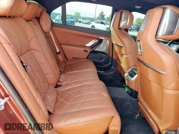2023 BMW 7 Series 760i xDrive с VIN WBA33EJ09PCL98685, выставлен на аукционе Copart как лот 60106345 с пробегом 16 922 миль миль и Списание • Salvage title. История ставок и продаж доступна на DreamBid. Изображение 10.