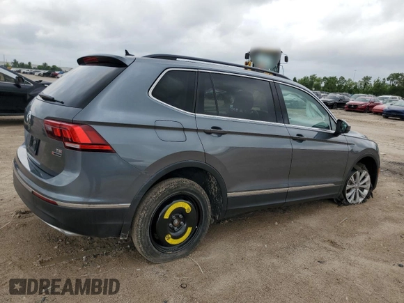 2018 Volkswagen Tiguan SEL z VIN 3VV2B7AX7JM004960, wystawiony jako Copart lot #55803665 z przebiegiem 102 492 mil mil oraz Szkoda całkowita • Salvage title. Historia ofert i sprzedaży dostępna na DreamBid. Obrazek 3.