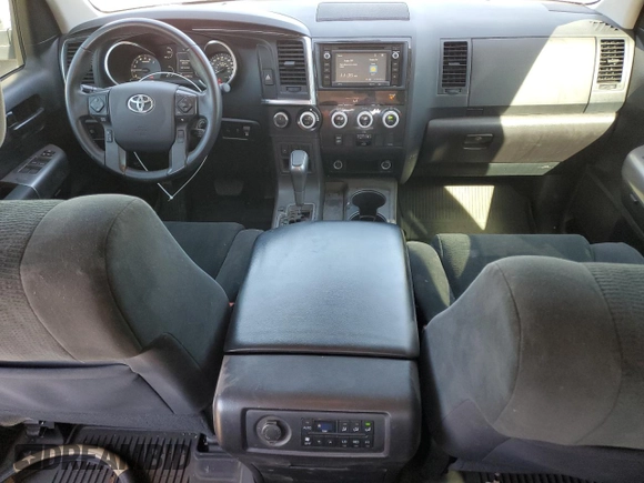 2019 Toyota Sequoia SR5 with VIN 5TDBY5G17KS173639, listed as a Copart auction lot 88519285 with 58,360 mi miles and Salvage Title. Bid and sale history available at carsss.com. Image 8.