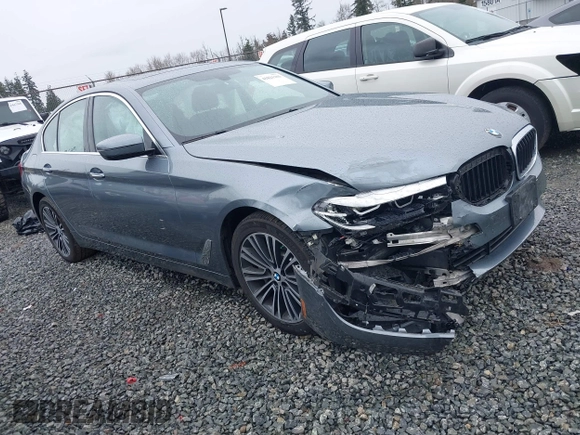2018 BMW 5 Series 530i xDrive with VIN WBAJA7C54JWA72657, listed as a IAAI auction lot 41821105 with 48,033 mi miles. Bid and sale history available at carsss.com. Image 1.