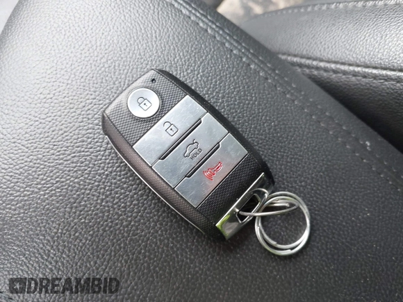 2015 Kia Optima EX с VIN 5XXGN4A74FG517263, выставлен на аукционе IAAI как лот 42299534 с пробегом 116 875 миль миль и . История ставок и продаж доступна на DreamBid. Изображение 11.