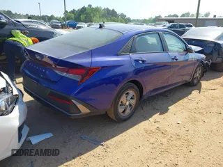 2024 Hyundai Elantra SE with VIN KMHLL4DG9RU829766, listed as a IAAI auction lot 42080095 with 8,711 mi miles and . Bid and sale history available at DreamBid. Image 4.