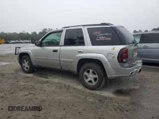 2006 Chevrolet TrailBlazer LS with VIN 1GNDT13S262155097, listed as a Copart auction lot 70462244 with 49,995 mi miles and Salvage Title. Bid and sale history available at DreamBid. Image 2.