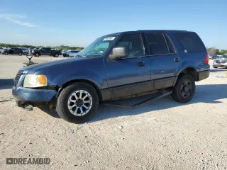 2004 Ford Expedition XLS with VIN 1FMRU13W34LB90605, listed as a Copart auction lot 70631684 with 0 mi miles and Salvage Title. Bid and sale history available at carsss.com. Image 1.