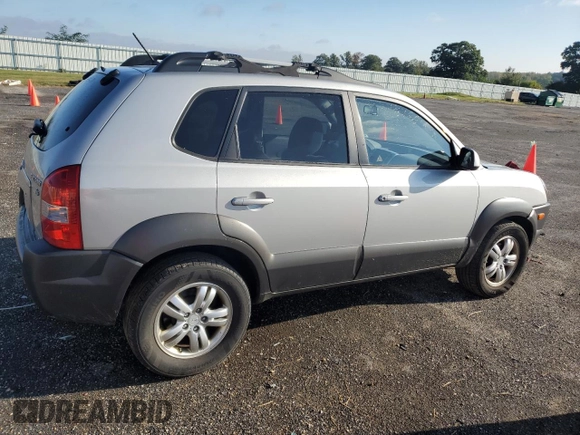 2008 Hyundai Tucson SE with VIN KM8JN72D28U843289, listed as a Copart auction lot 72465854 with 105,447 mi miles and Non Repairable. Bid and sale history available at carsss.com. Image 3.
