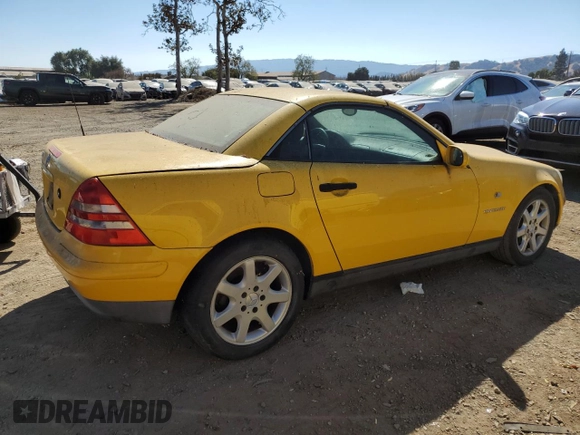 2000 Mercedes-Benz SLK 230 Kompressor с VIN WDBKK47F4YF159499, выставлен на аукционе Copart как лот 76205924 с пробегом 182 878 миль миль и Чистый • Clean title. История ставок и продаж доступна на DreamBid. Изображение 3.