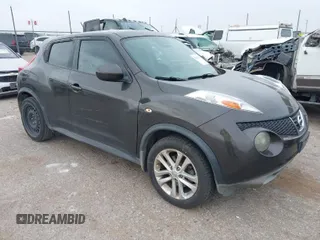 2011 Nissan Juke SV with VIN JN8AF5MR2BT008003, listed as a IAAI auction lot 42065939 with 190,984 mi miles and . Bid and sale history available at carsss.com. Image 1.