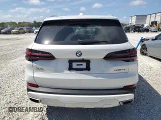 2024 BMW X5 xDrive40i z VIN 5UX23EU04R9T59544, wystawiony jako Copart lot #55708135 z przebiegiem 23 706 mil mil oraz Tytuł czysty. Historia ofert i sprzedaży dostępna na DreamBid. Obrazek 6.