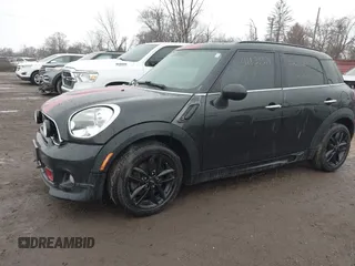 2012 MINI Countryman S with VIN WMWZC3C55CWM26367, listed as a IAAI auction lot 41839371 with 113,577 mi miles and . Bid and sale history available at DreamBid. Image 2.