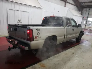 2003 Chevrolet Silverado 1500 LT with VIN 1GCEK19TX3E240733, listed as a Copart auction lot 54162655 with 0 mi miles and Clean Title. Bid and sale history available at carsss.com. Image 3.