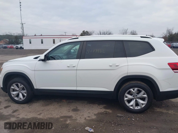 2018 Volkswagen Atlas S with VIN 1V2AP2CAXJC532712, listed as a IAAI auction lot 41177882 with 105,832 mi miles and . Bid and sale history available at DreamBid. Image 14.
