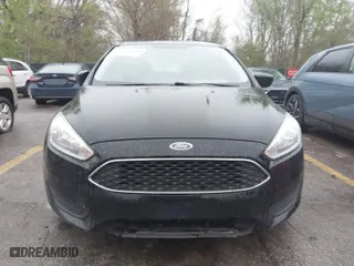 2018 Ford Focus SE with VIN 1FADP3F22JL204604, listed as a IAAI auction lot 41918490 with 258,162 mi miles. Bid and sale history available at carsss.com. Image 6.