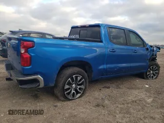 2022 Chevrolet Silverado 1500 LT with VIN 3GCPACED5NG594130, listed as a Copart auction lot 43987345 with 62,367 mi miles and Salvage Title. Bid and sale history available at carsss.com. Image 3.