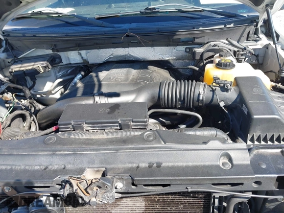 2013 Ford F-150 XL with VIN 1FTFW1ET7DKF33281, listed as a IAAI auction lot 41740736 with 205,677 mi miles. Bid and sale history available at carsss.com. Image 10.