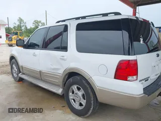 2005 Ford Expedition Eddie Bauer с VIN 1FMPU17505LB13376, выставлен на аукционе IAAI как лот 42424935 с пробегом 178 557 миль миль и . История ставок и продаж доступна на DreamBid. Изображение 14.