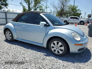 2009 Volkswagen Beetle S z VIN 3VWRF31Y29M407420, wystawiony jako Copart lot #52752405 z przebiegiem 147 982 mil mil oraz Czysty tytuł • Clean title. Historia ofert i sprzedaży dostępna na DreamBid. Obrazek 4.