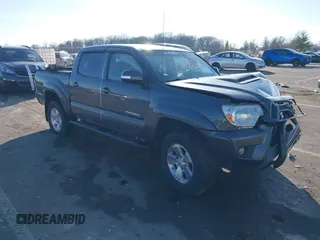 2015 Toyota Tacoma with VIN 3TMLU4EN5FM175671, listed as a IAAI auction lot 41431744 with 109,189 mi miles. Bid and sale history available at carsss.com. Image 1.