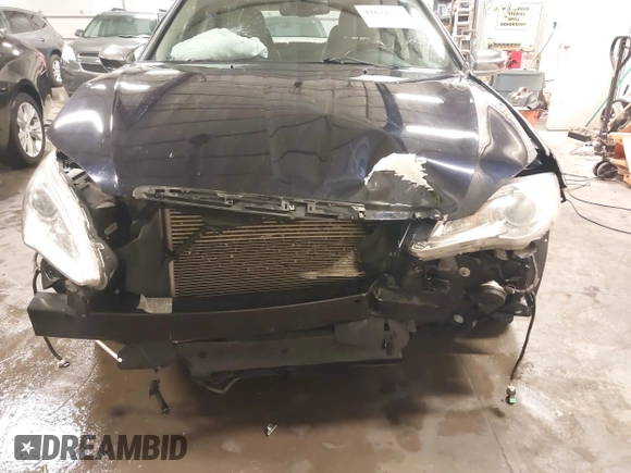 2012 Chrysler 200 Limited with VIN 1C3CCBCB0CN263663, listed as a IAAI auction lot 41621500 with 134,558 mi miles. Bid and sale history available at carsss.com. Image 6.