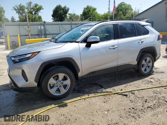 2022 Toyota RAV4 Hybrid XLE z VIN 4T3RWRFVXNU074865, wystawiony jako Copart lot #60509615 z przebiegiem 133 160 mil mil oraz Czysty tytuł • Clean title. Historia ofert i sprzedaży dostępna na DreamBid. Obrazek 1.
