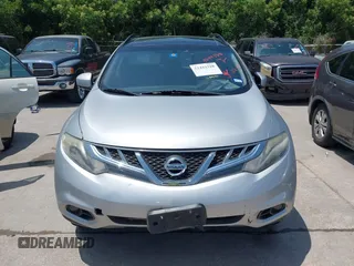 2014 Nissan Murano SV z VIN JN8AZ1MU4EW422326, wystawiony jako IAAI lot #42443318 z przebiegiem 229 169 mil mil oraz . Historia ofert i sprzedaży dostępna na DreamBid. Obrazek 12.