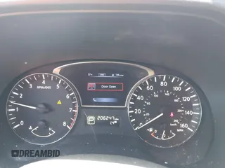 2015 Nissan Pathfinder Platinum with VIN 5N1AR2MMXFC615001, listed as a IAAI auction lot 42810501 with 206,247 mi miles and . Bid and sale history available at DreamBid. Image 7.