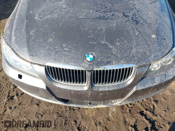 2006 BMW 3 Series 330xi with VIN WBAVD33586KV60409, listed as a IAAI auction lot 41436848 with 999,999 mi miles. Bid and sale history available at carsss.com. Image 10.