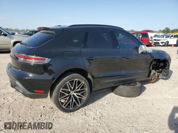 2025 Porsche Macan with VIN WP1AA2A55SLB00084, listed as a Copart auction lot 48284515 with 2,997 mi miles and Salvage title. Bid and sale history available at DreamBid. Image 3.